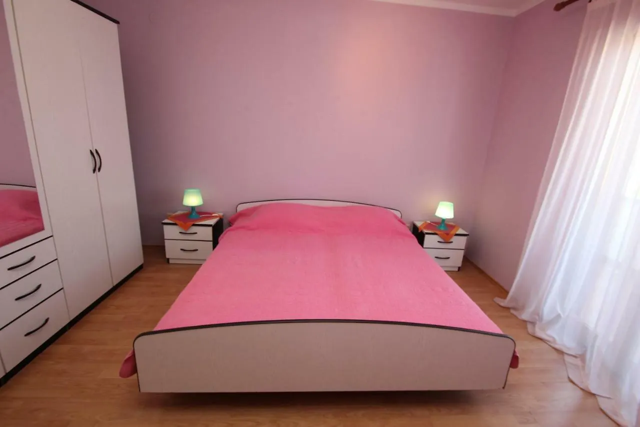 Apartment Sandi Orsera
